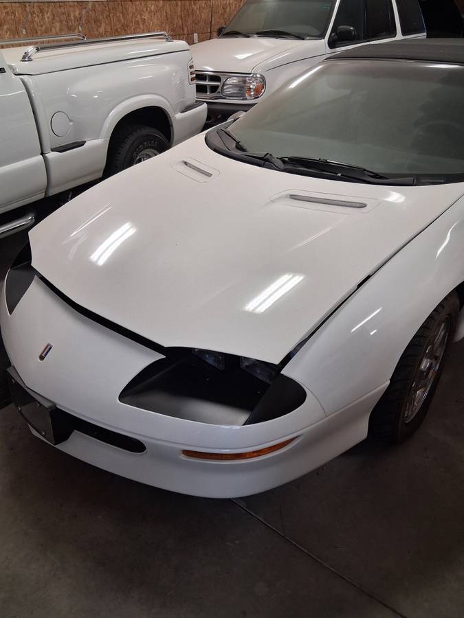 Chevrolet-Camaro-1994-white
