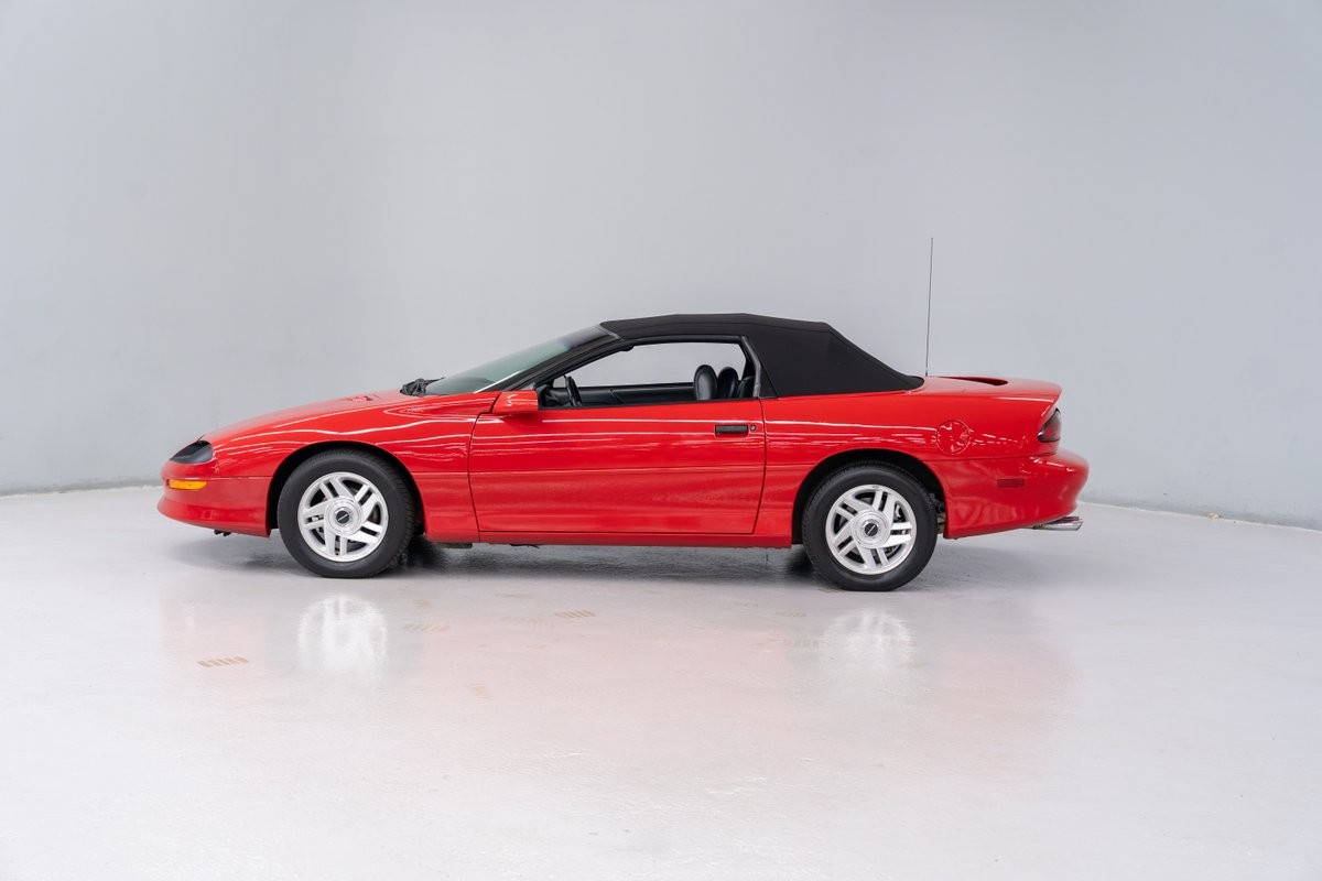 Chevrolet-Camaro-1996-Convertible-Black