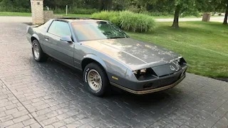 Chevrolet-Camaro-berlinetta-coupe-1985-Gray-Black