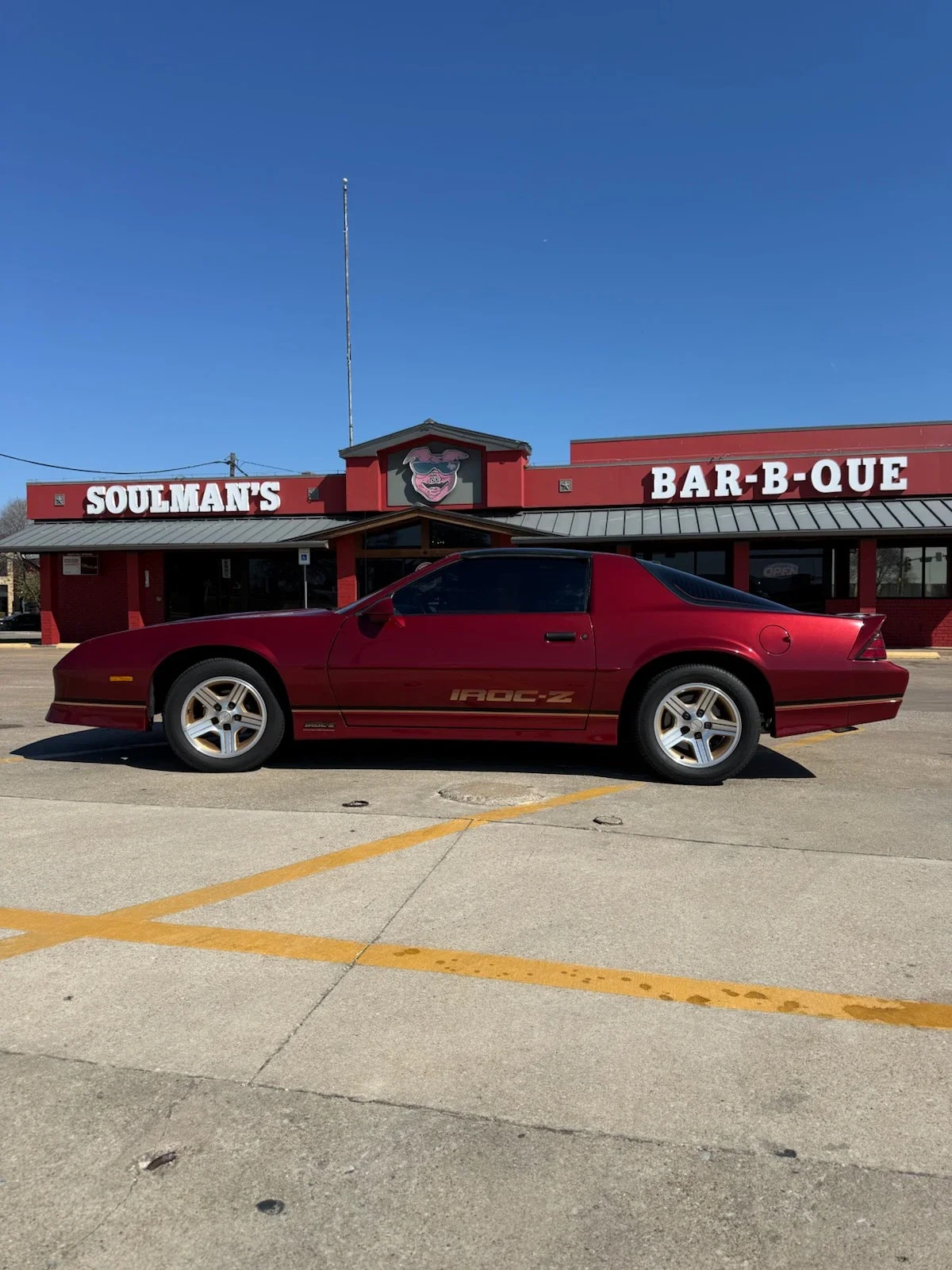 Chevrolet-Camaro-iroc-z-coupe-1989-Burgundy-Black