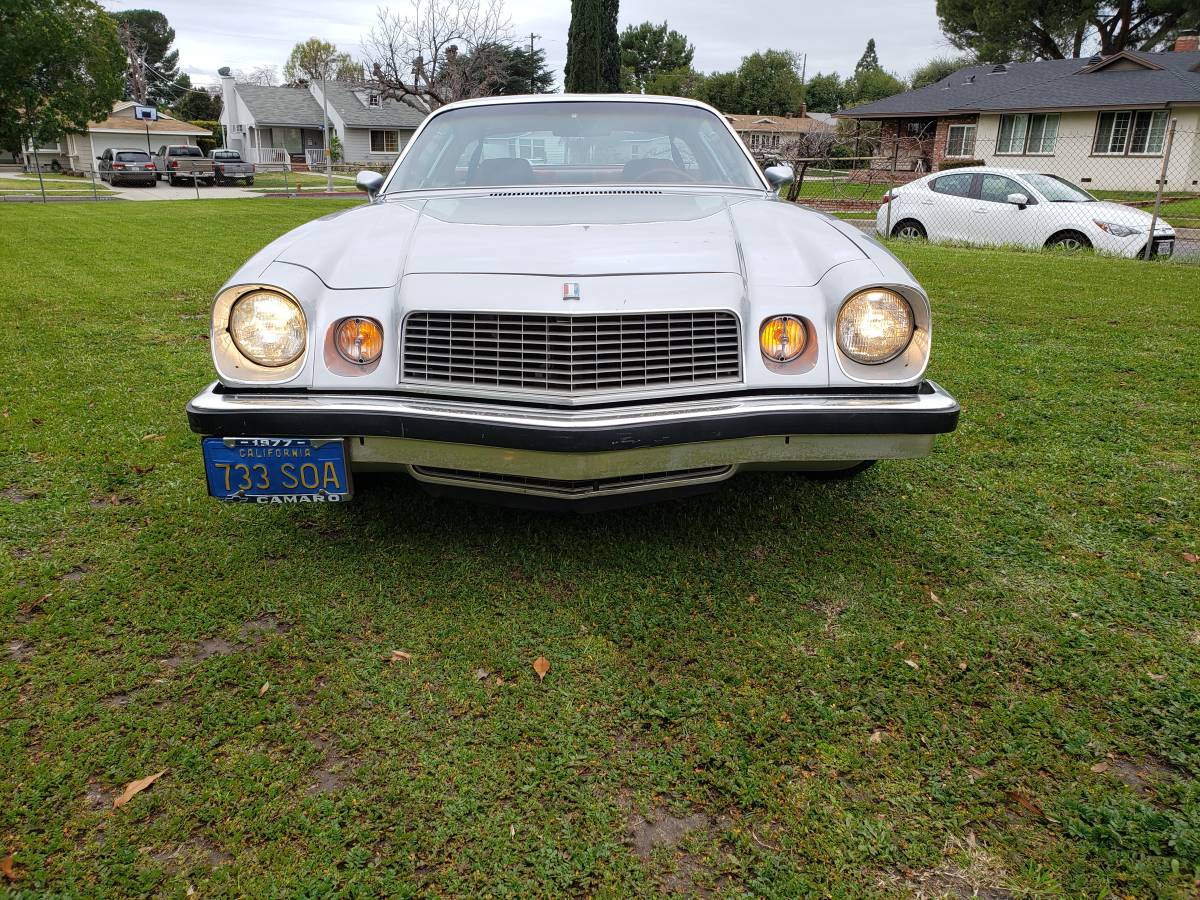 Chevrolet-Camaro-lt-1977-grey