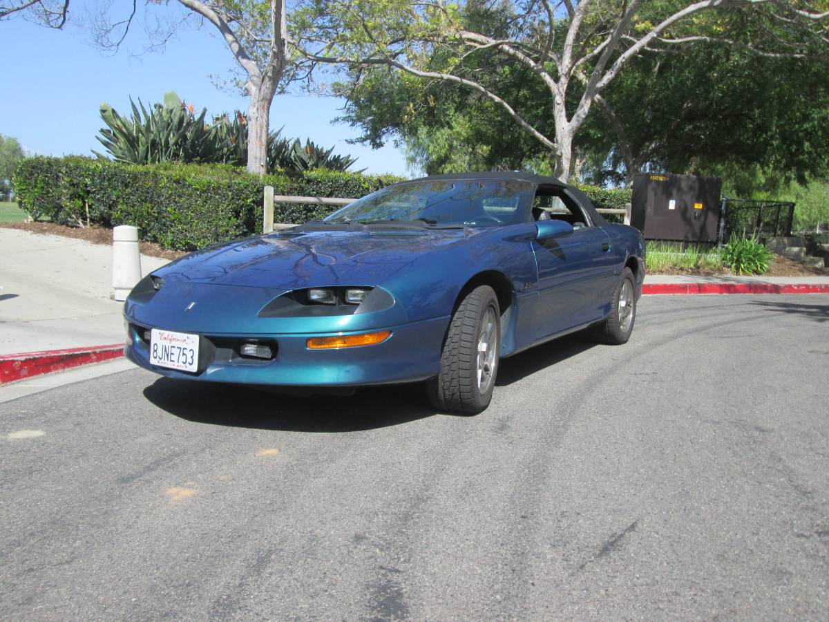 Chevrolet-Camaro-z28-convertible-1995-blue