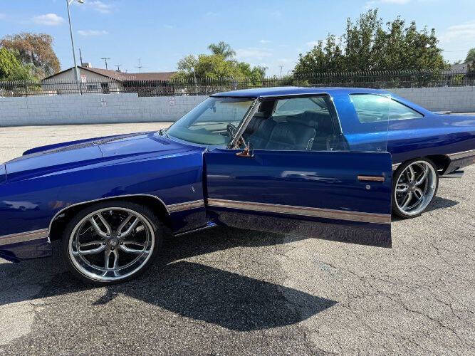 Chevrolet-Caprice-1974-Blue
