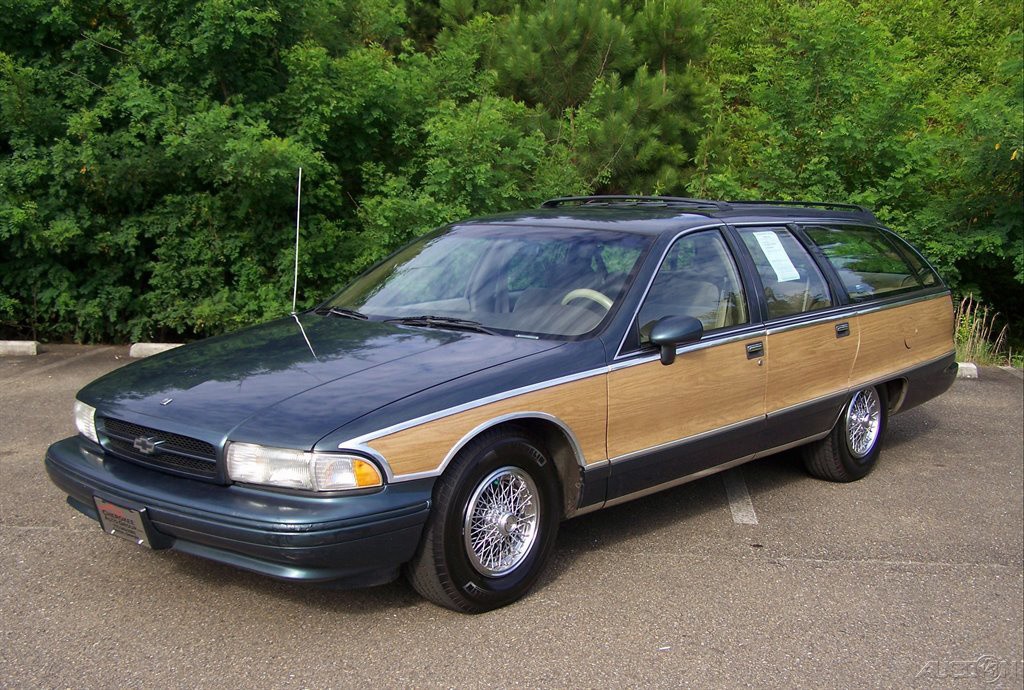 Chevrolet-Caprice-1994-Wagon-Tan