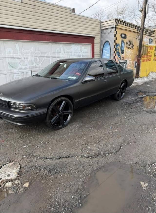 Chevrolet-Caprice-classicimpala-1995