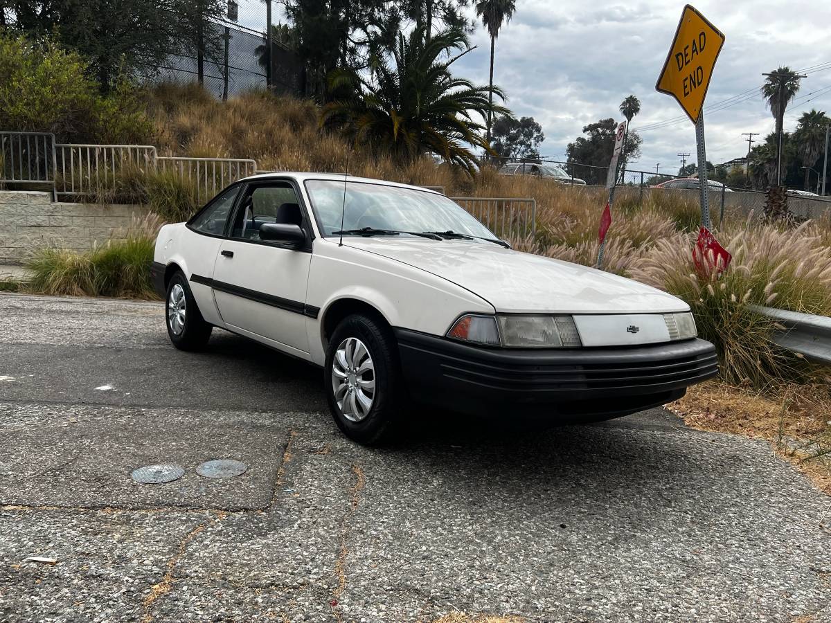 Chevrolet-Cavalier-1992-white