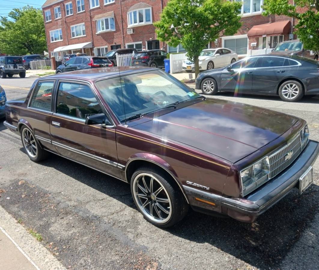 Chevrolet-Celebrity-1985
