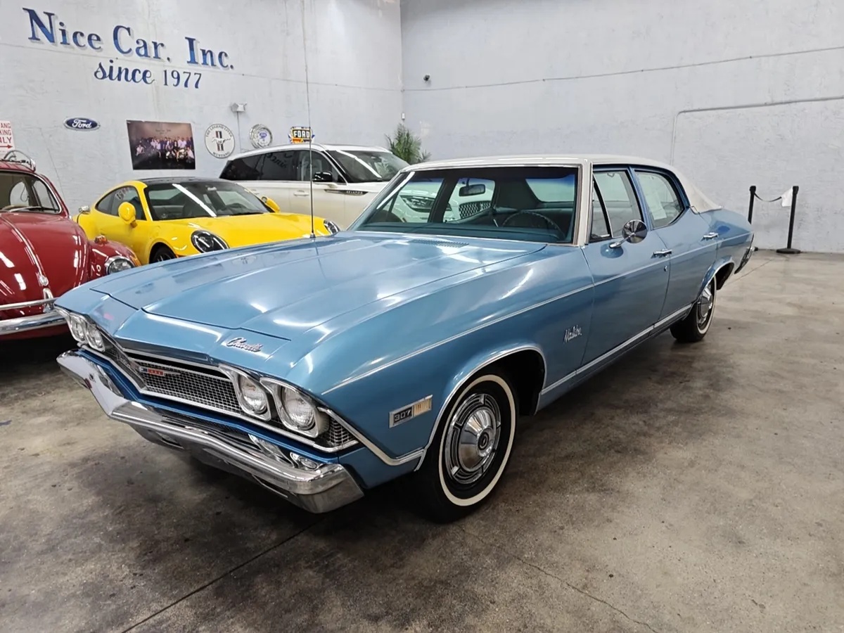 Chevrolet-Chevelle-1968-Light-Blue-Blue