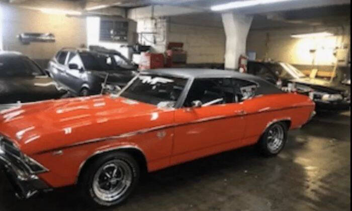 Chevrolet-Chevelle-1969-OrangeBlack-Vinyl-Top-Black