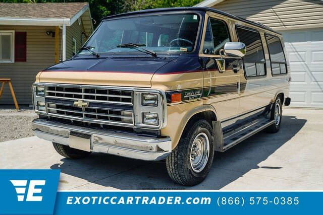 Chevrolet-Chevy-van-1988-Desert-Tan-MetallicDark-Blue-Metallic-Blue
