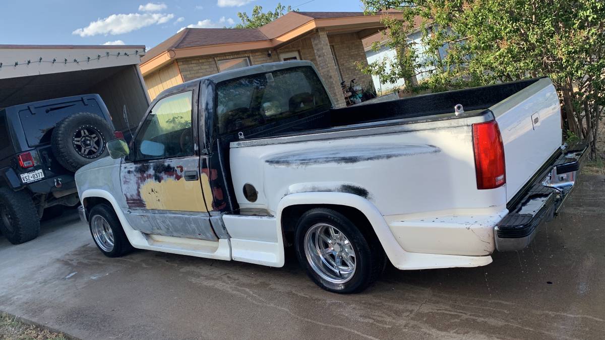 Chevrolet-Cheyenne-1990