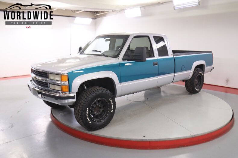 Chevrolet-Ck-2500-series-1994-SilverTeal-Gray