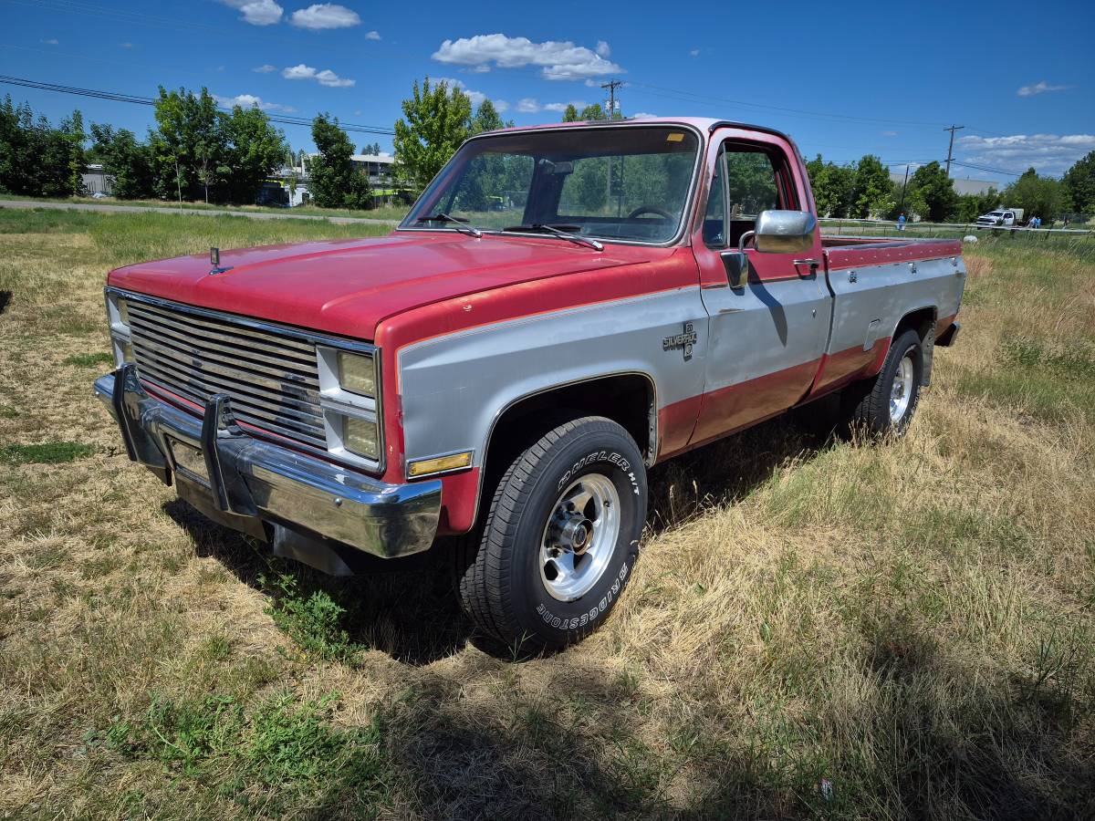 Chevrolet-Ck-pickup-34-ton-1983-red