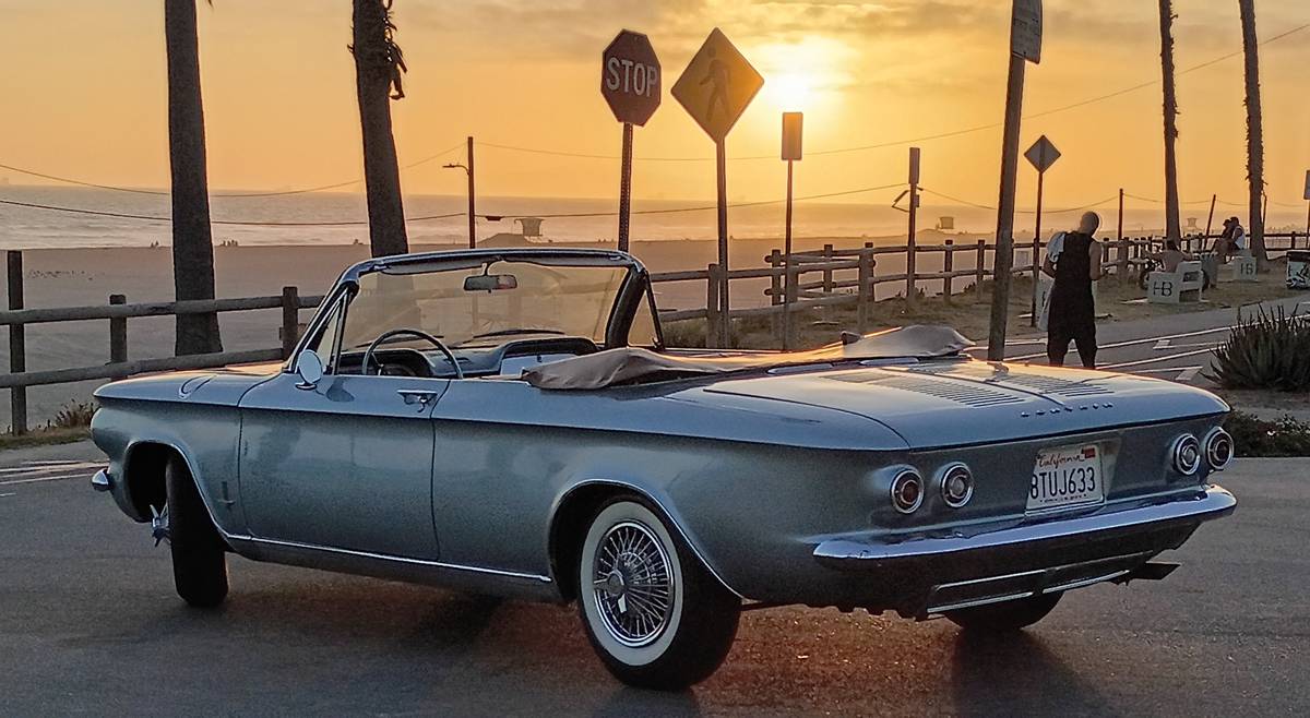 Chevrolet-Corvair-monza-1964