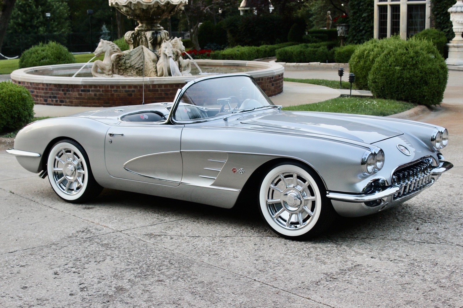 Chevrolet-Corvette-1959