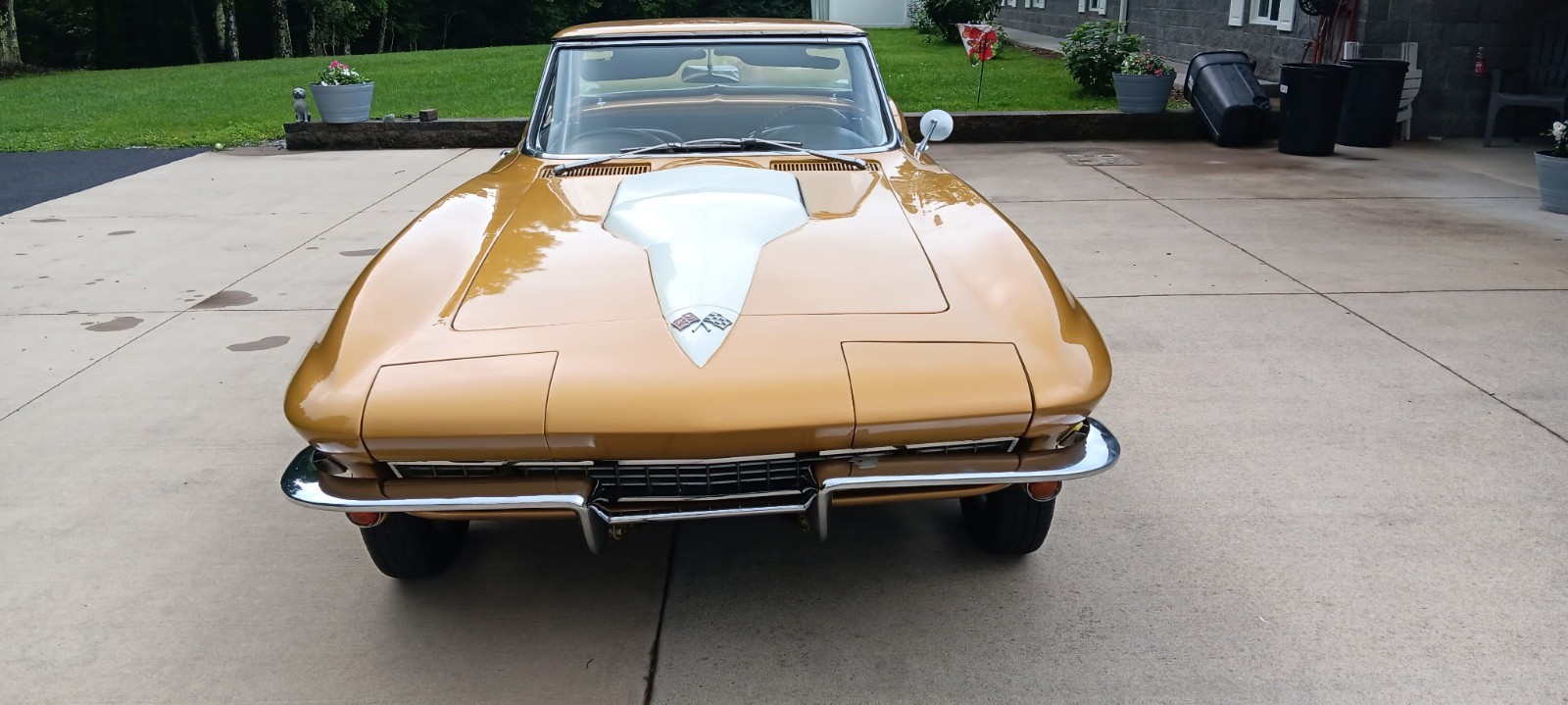 Chevrolet-Corvette-1966-roadster-Black