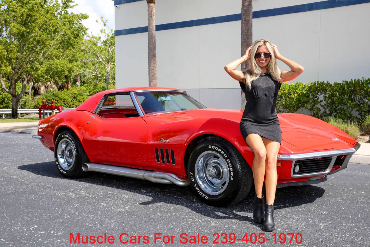 Chevrolet-Corvette-1969-Red-Red