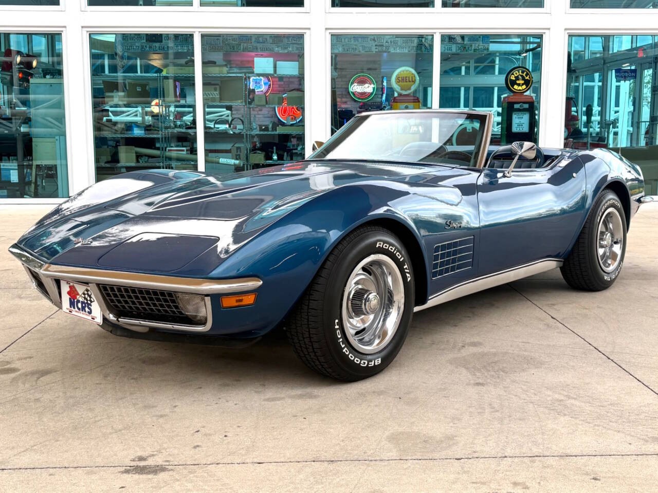 Chevrolet-Corvette-1971-Convertible-Blue