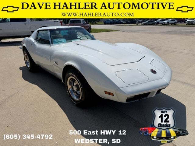 Chevrolet-Corvette-1973-White-Tan