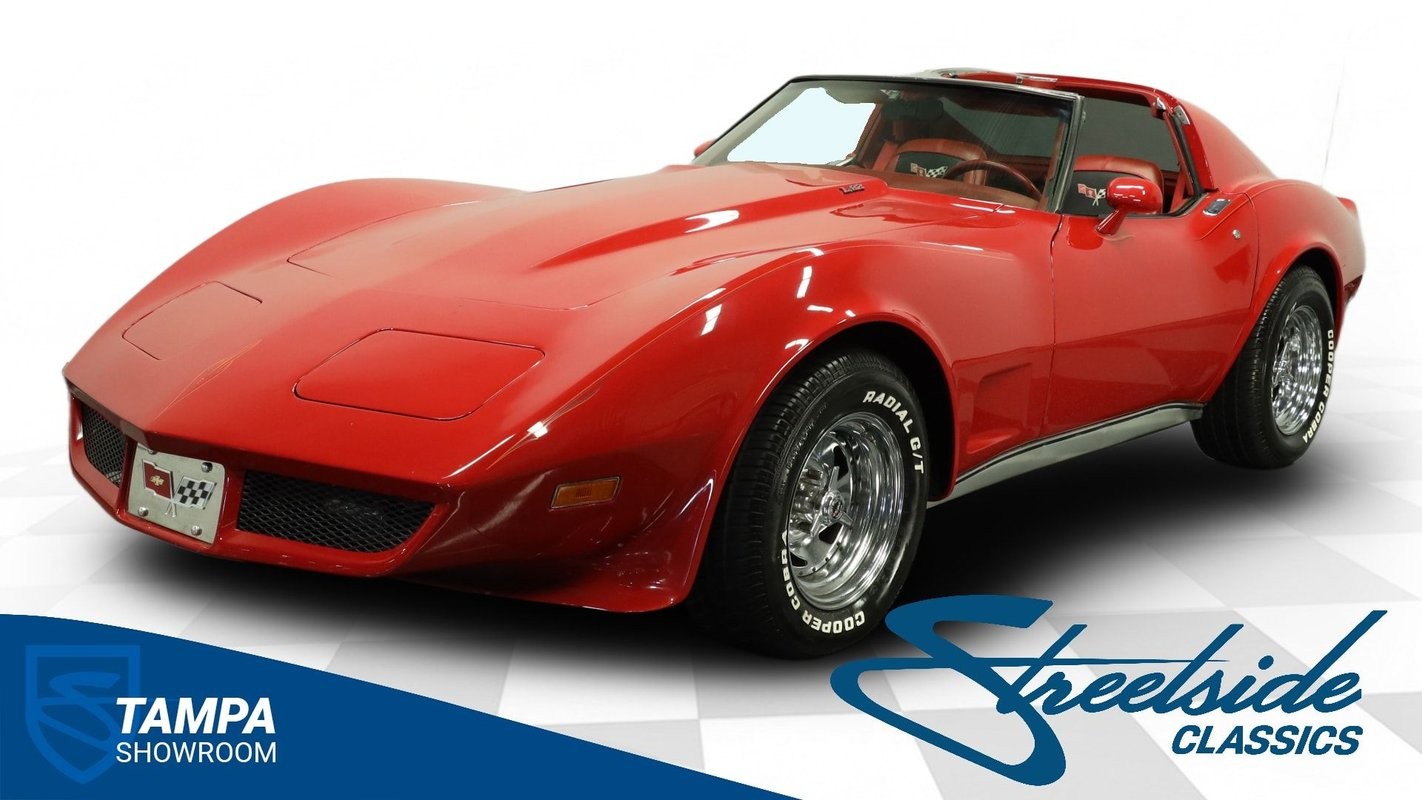 Chevrolet-Corvette-1977-Coupe-Black-Red