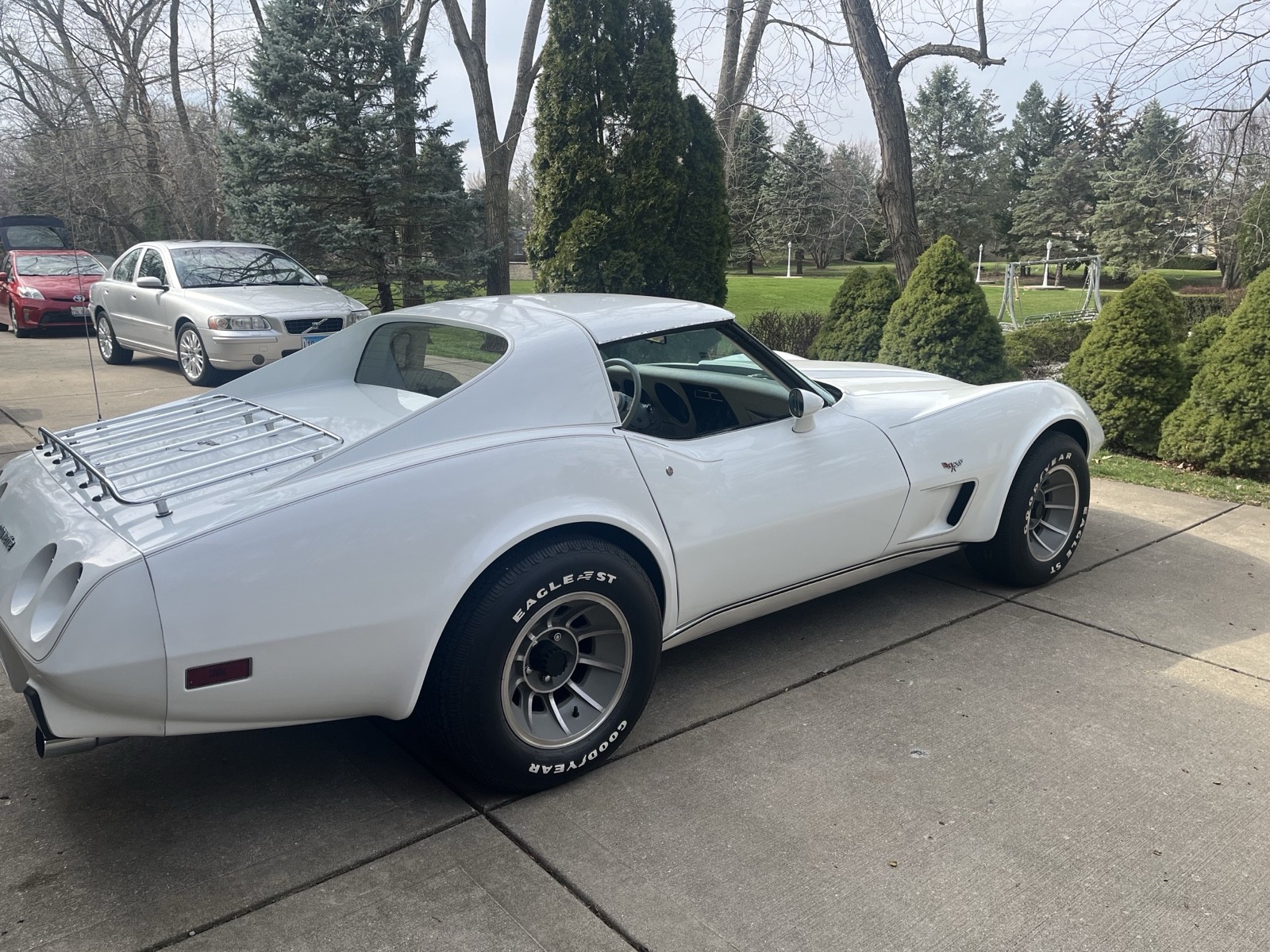 Chevrolet-Corvette-1977
