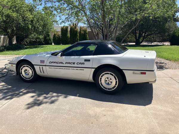 Chevrolet-Corvette-1986-white