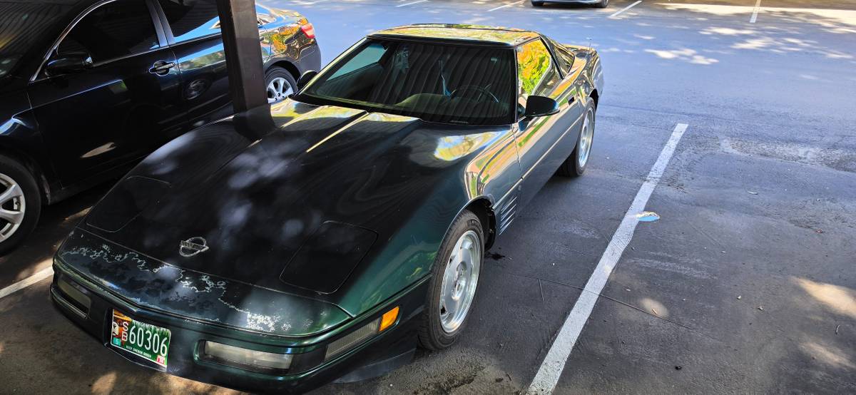 Chevrolet-Corvette-1993-green