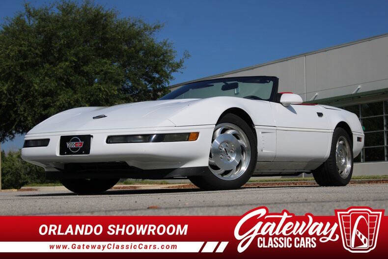 Chevrolet-Corvette-1995-White-Red