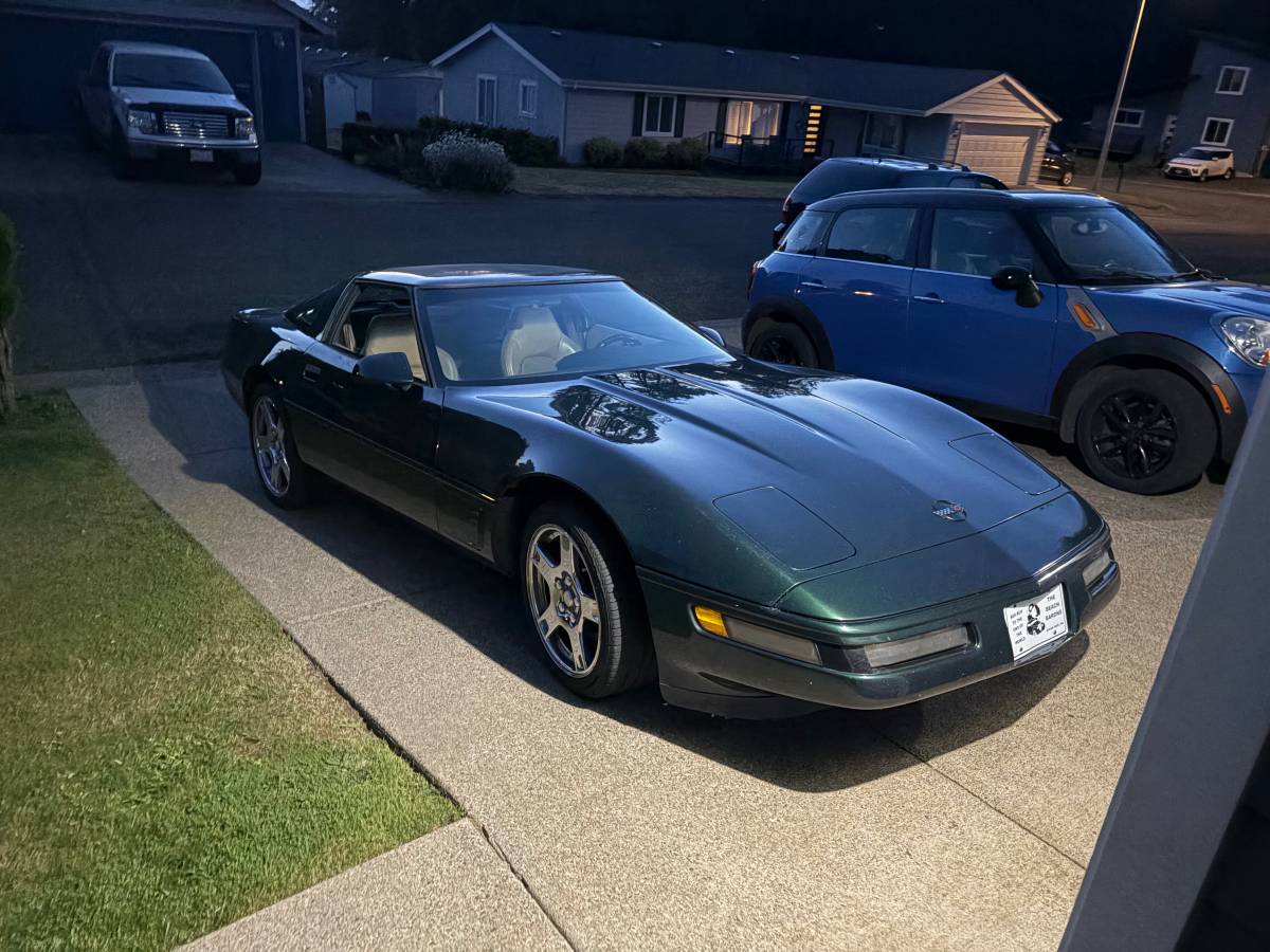 Chevrolet-Corvette-1995-green