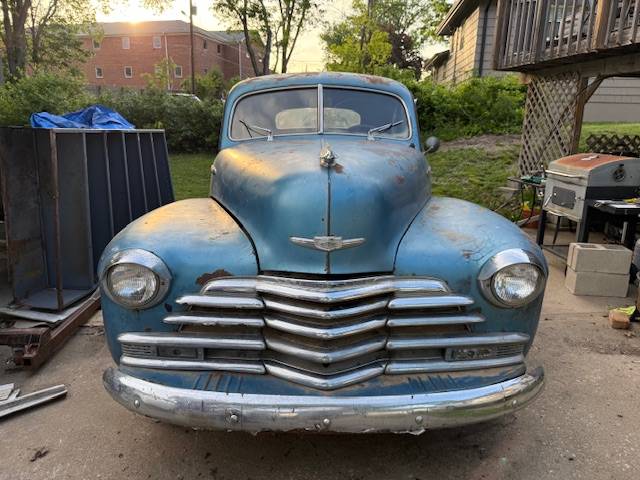 Chevrolet-Coupe-1947-blue