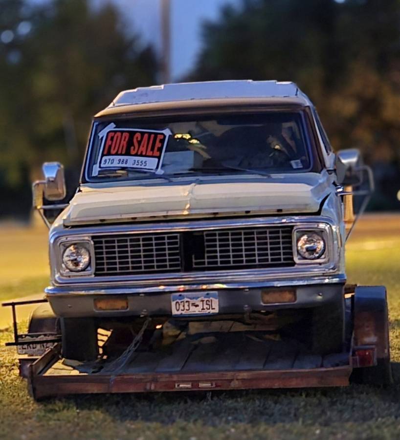 Chevrolet-Custom-camper-20-8350-1972-green