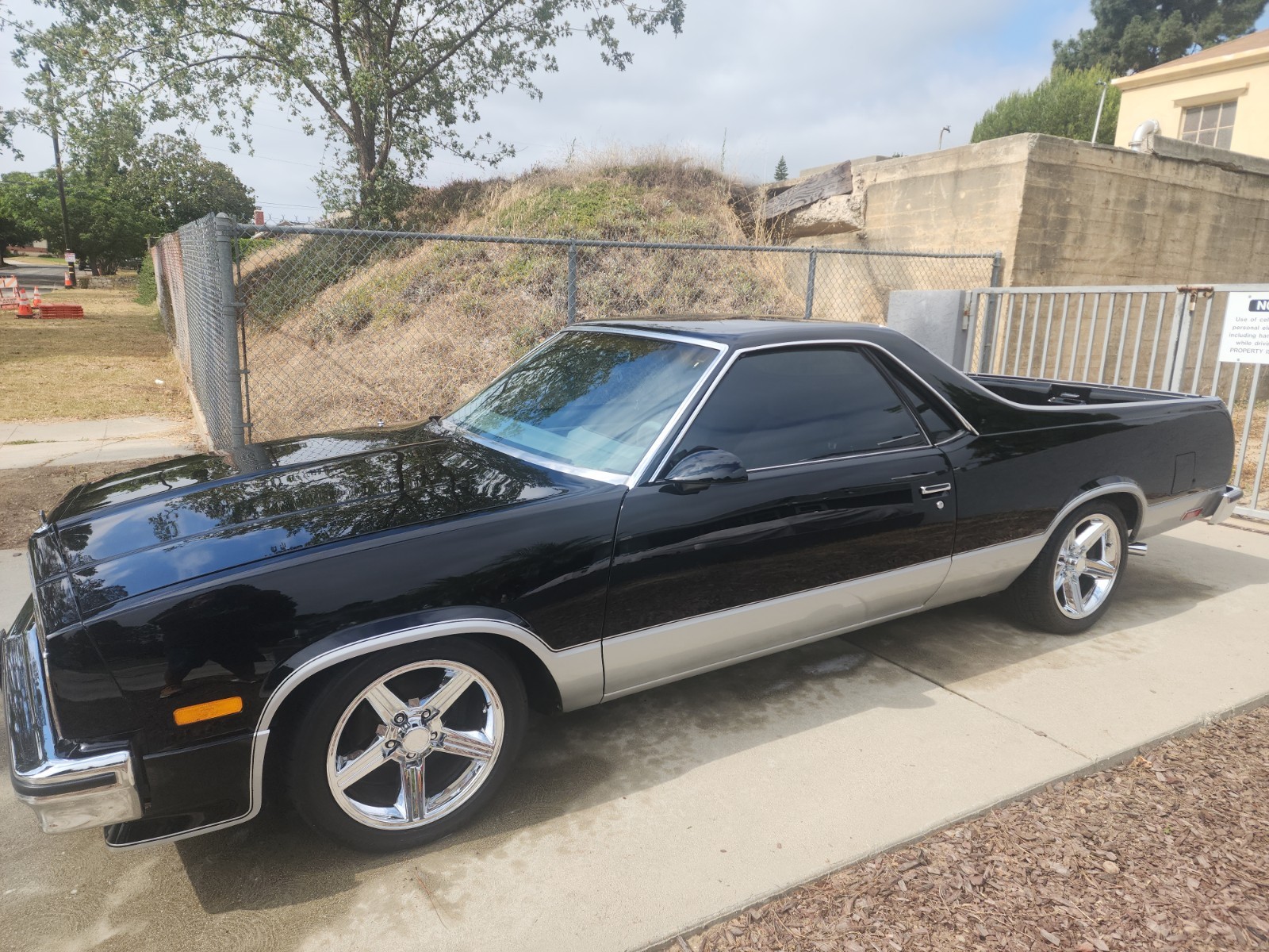 Chevrolet-El-Camino-1986-Standard-Cab-Pickup-Gray