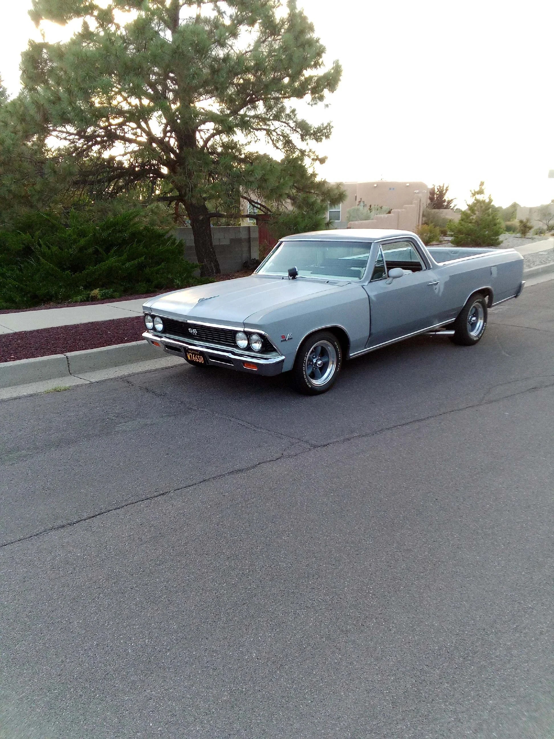 Chevrolet-El-camino-ss-1966-Gray-White