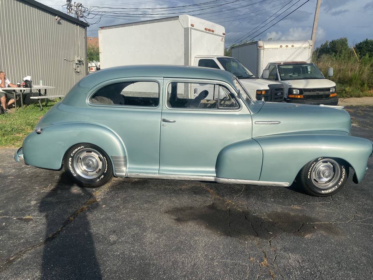 Chevrolet-Fleet-master-1947-green