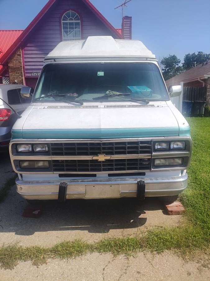 Chevrolet-G-series-1-ton-nominal-1994