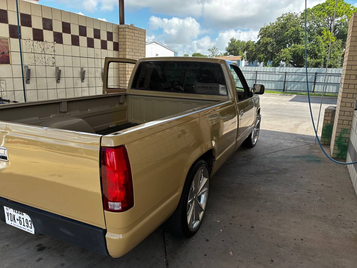 Chevrolet-Gmt-400-12-ton-nominal-1993-custom