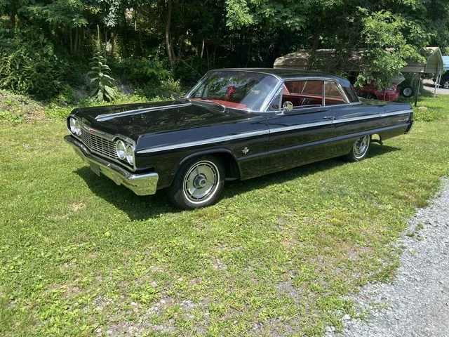 Chevrolet-Impala-1964-Black-Red