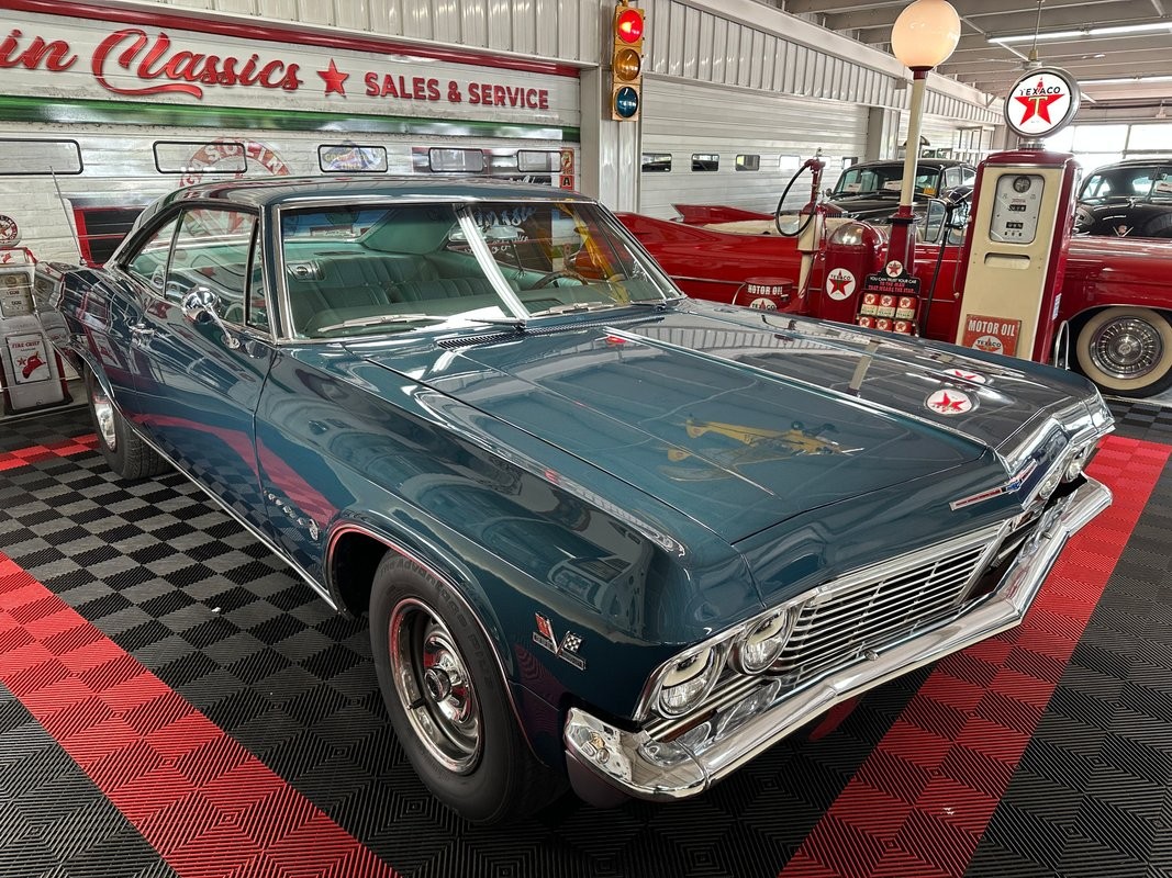 Chevrolet-Impala-1965-Tahitian-Turquoise-Poly-Blue