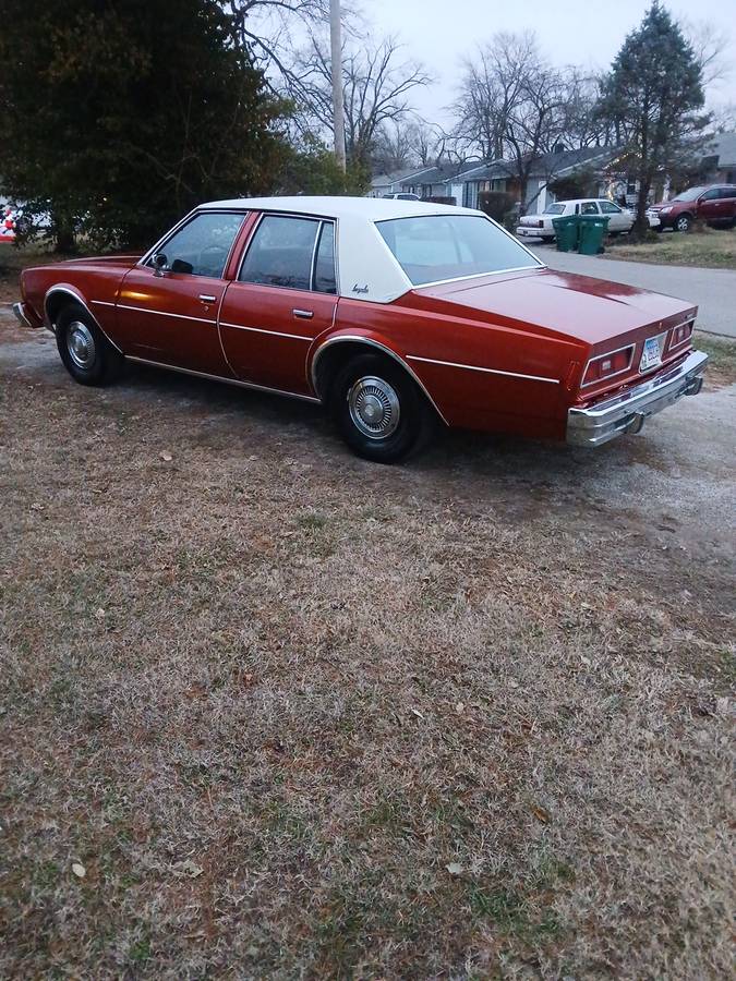 Chevrolet-Impala-1977-red