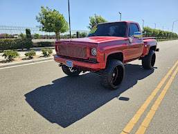 Chevrolet-K10-1977-red