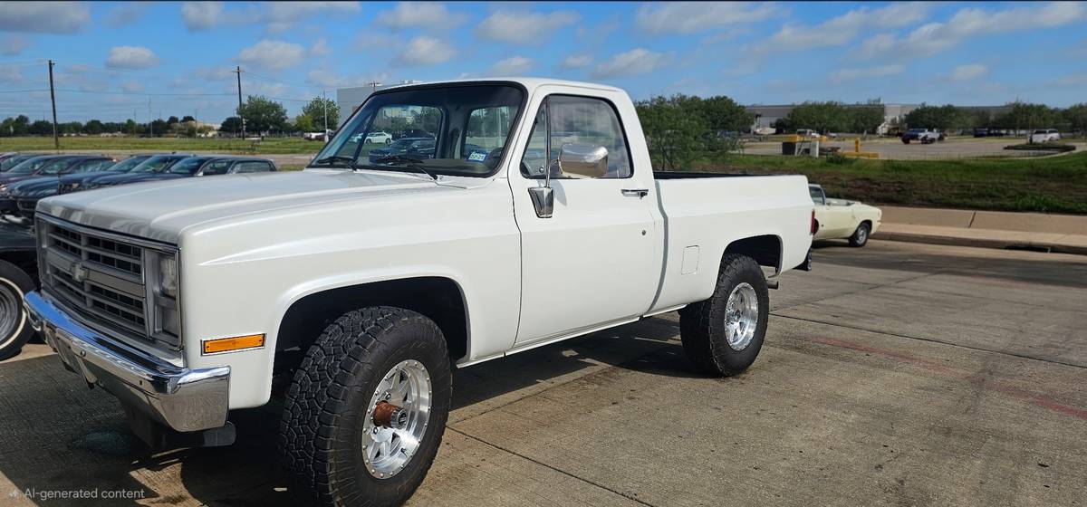 Chevrolet-K10-1987-white