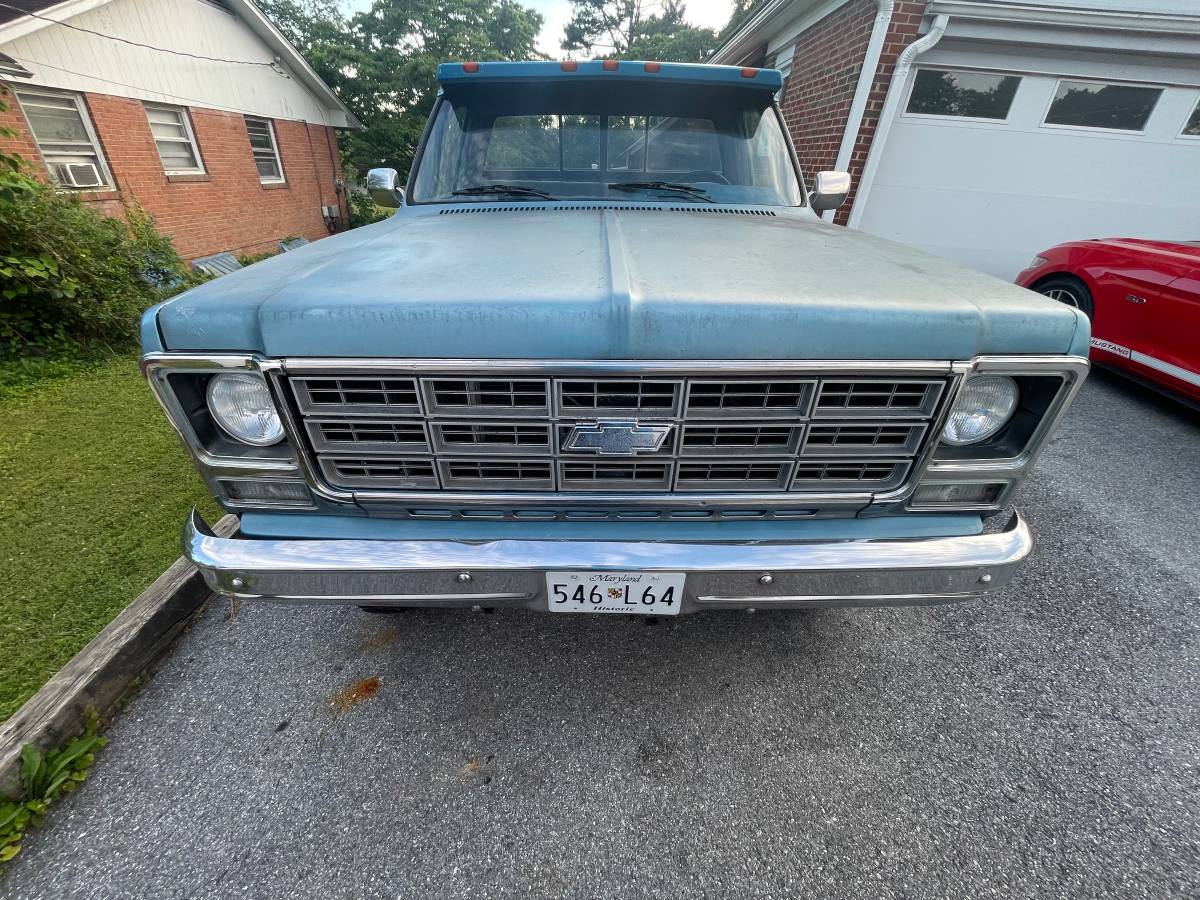Chevrolet-K30-3500-dually-4x4-1978