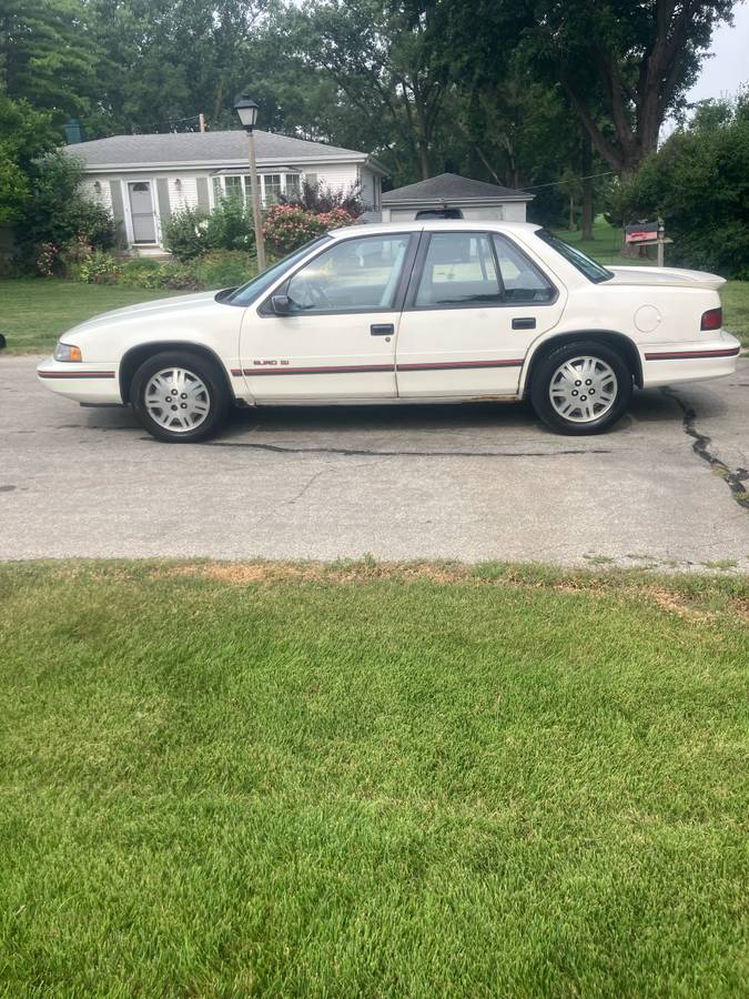 Chevrolet-Lumina-1990-white