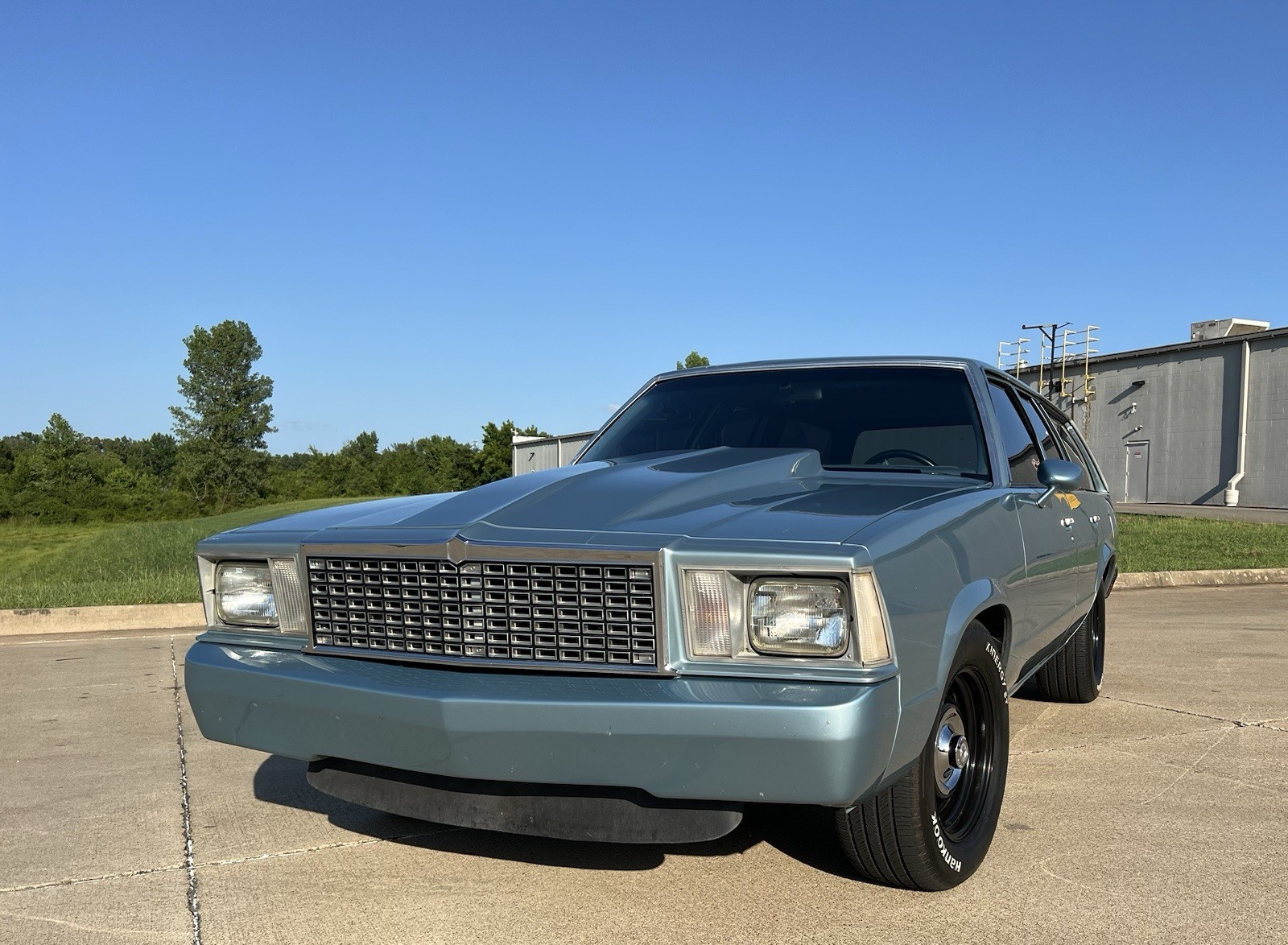 Chevrolet-Malibu-1979-Wagon-Blue