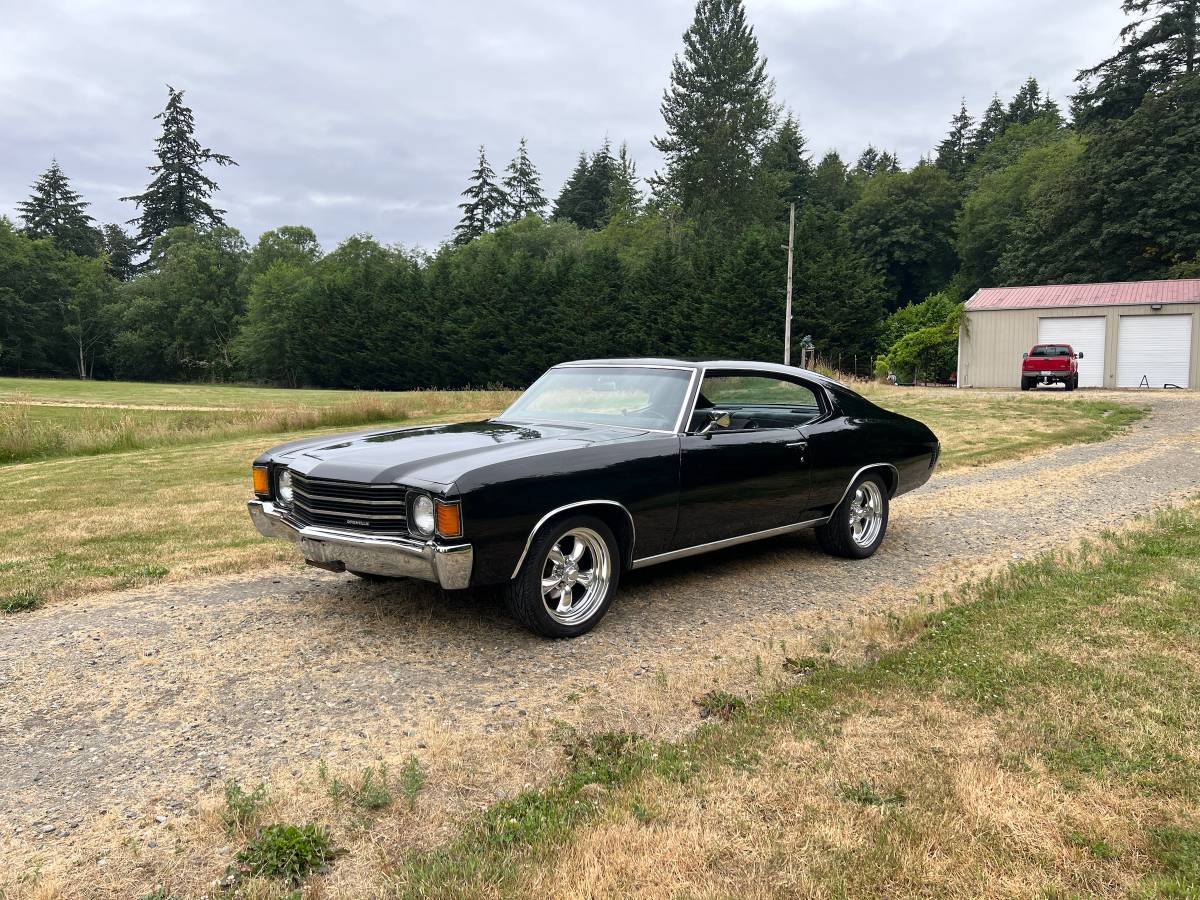 Chevrolet-Malibu-chevelle-1972-black