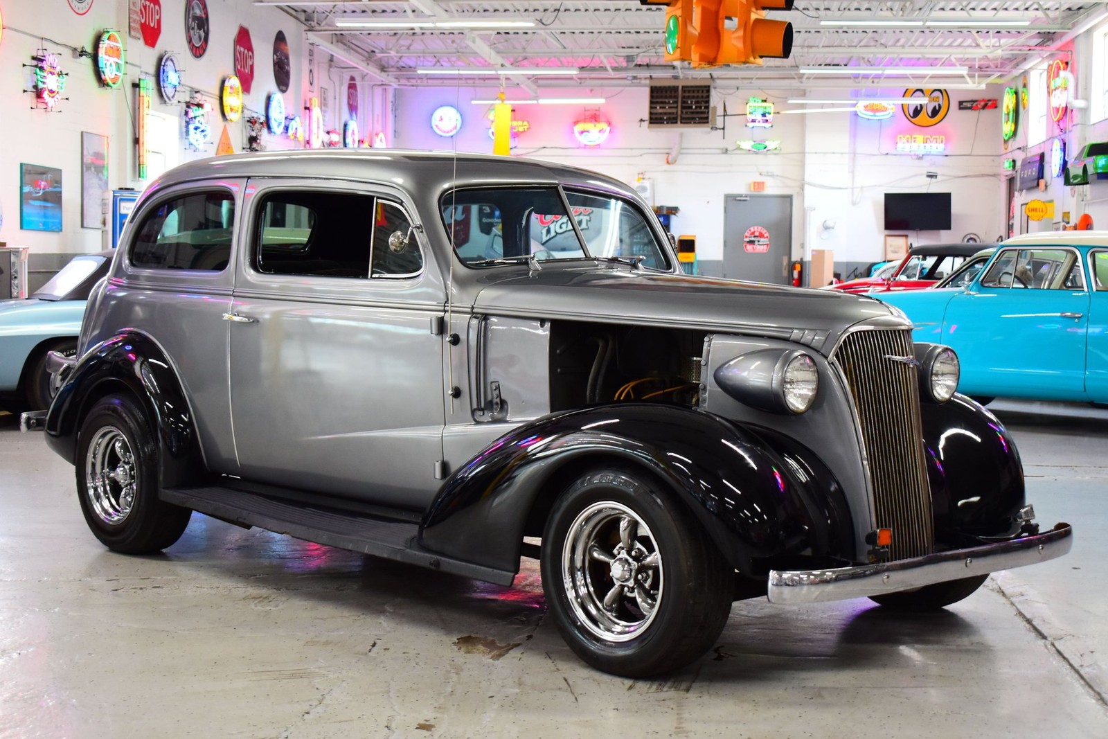Chevrolet-Master-Deluxe-1937-Coupe-Black
