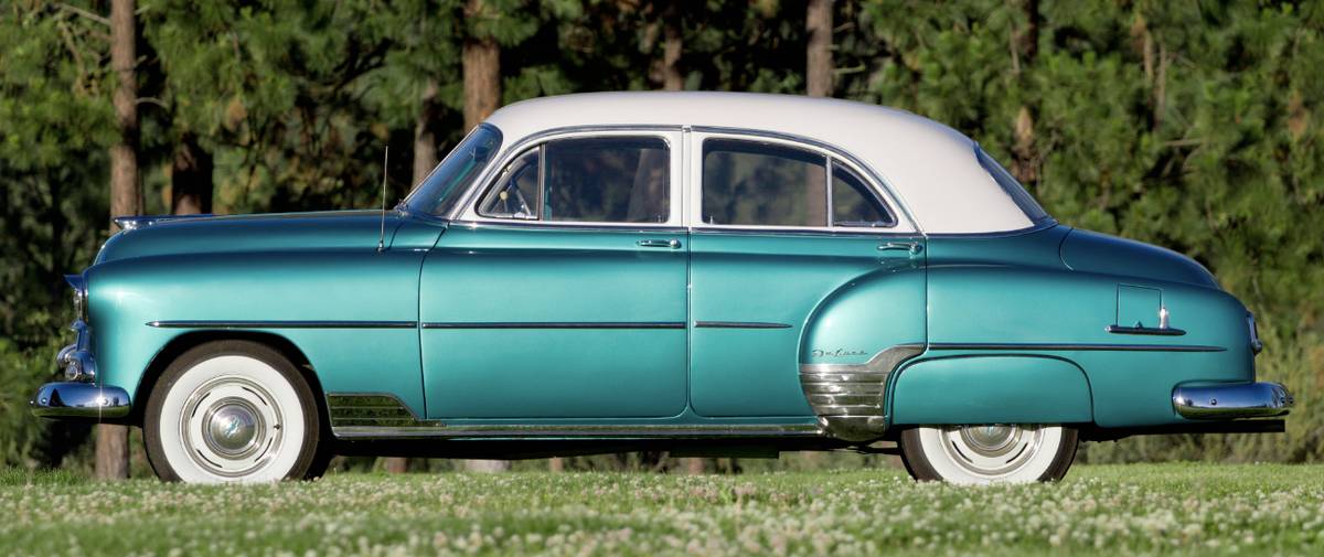 Chevrolet-Model-2103-1952-green