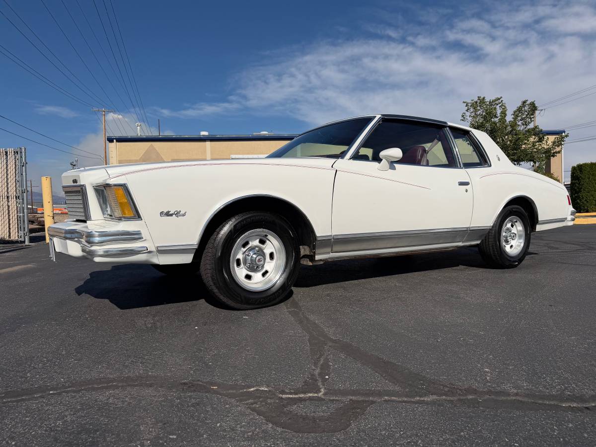 Chevrolet-Monte-carlo-1978-white