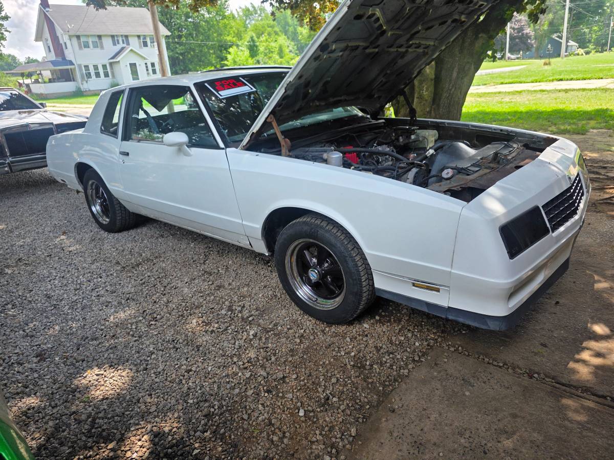 Chevrolet-Monte-carlo-ss-1984-white