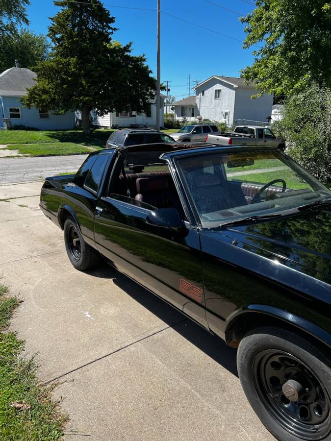 Chevrolet-Monte-carlo-ss-1988-black